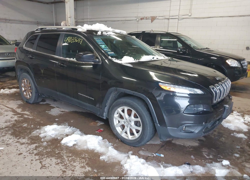 2015 JEEP CHEROKEE LATITUDE VIN: 1C4PJMCB3FW714565