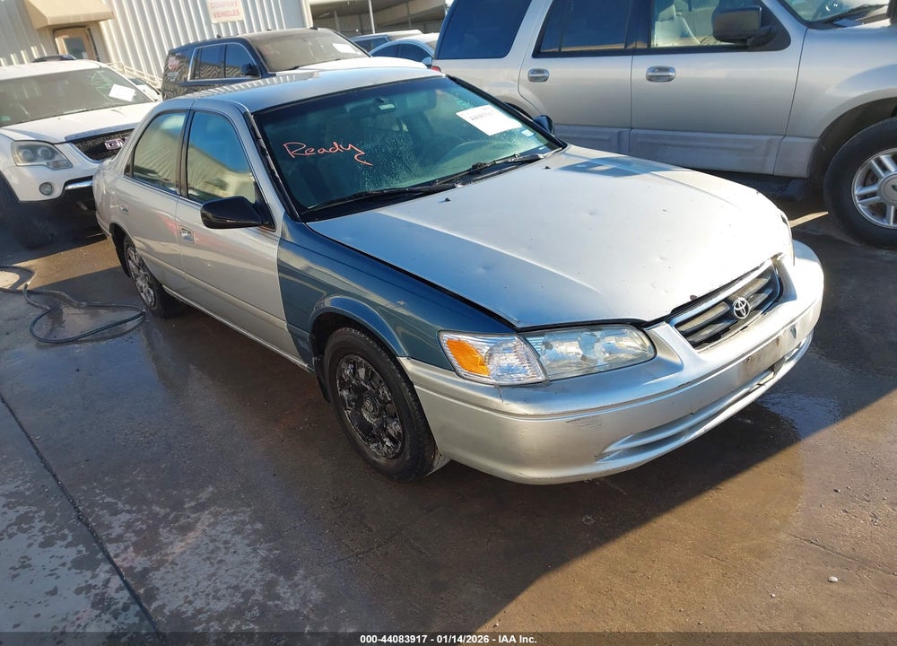 2000 TOYOTA CAMRY LE VIN: 4T1BG28K7YU628790