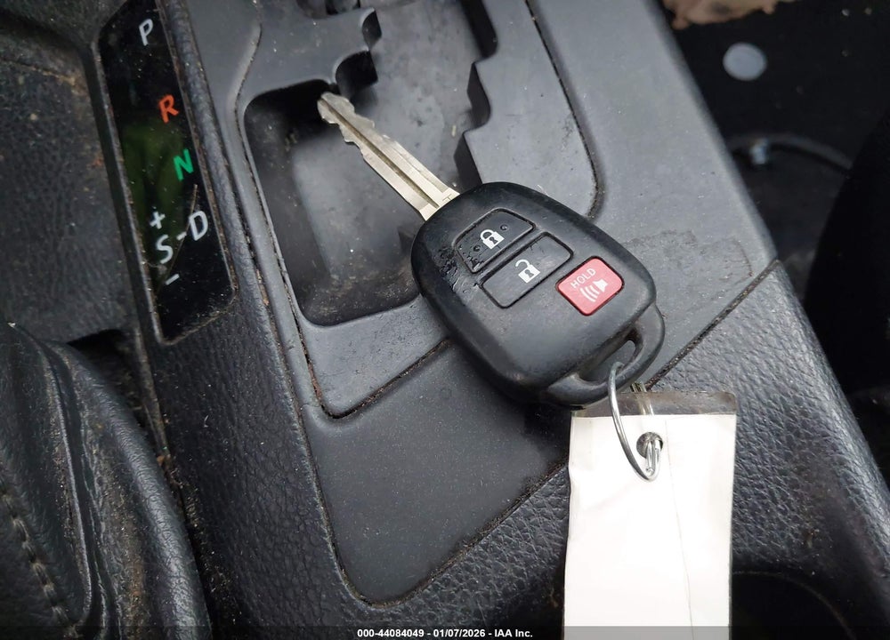 2016 TOYOTA RAV4 LE VIN: 2T3BFREV4GW476614
