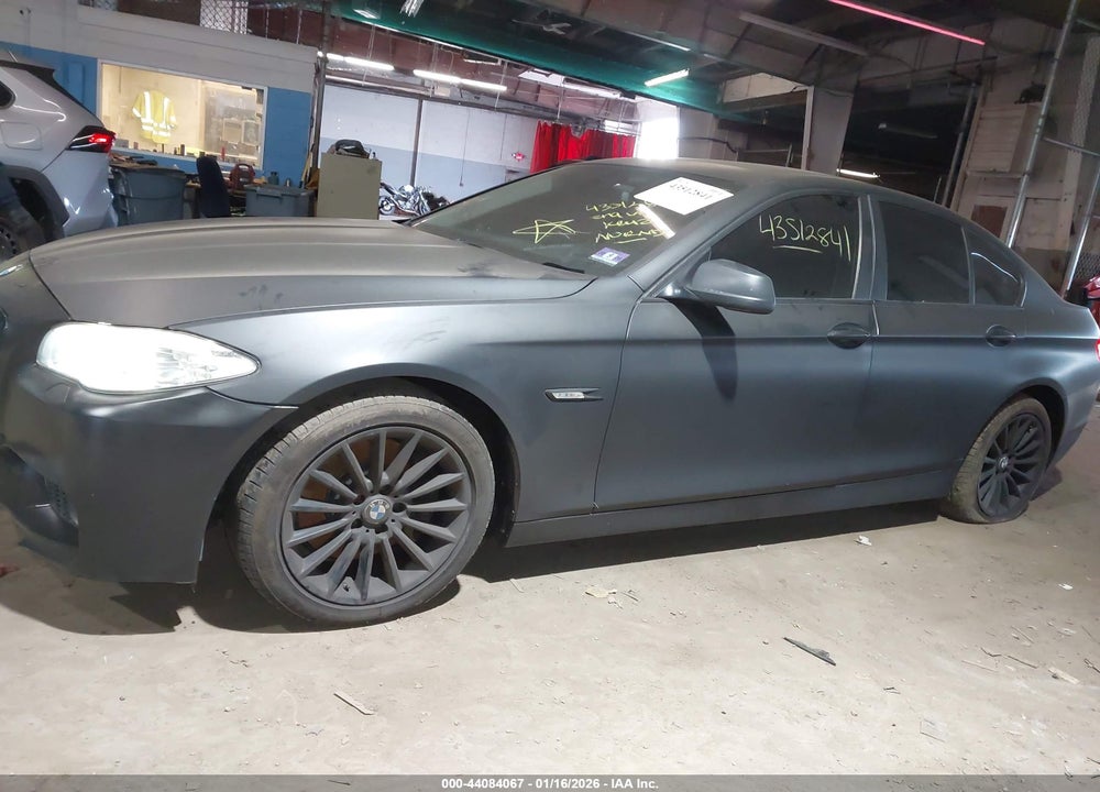 2011 BMW 5 SERIES VIN: WBAFR7C57BC806951