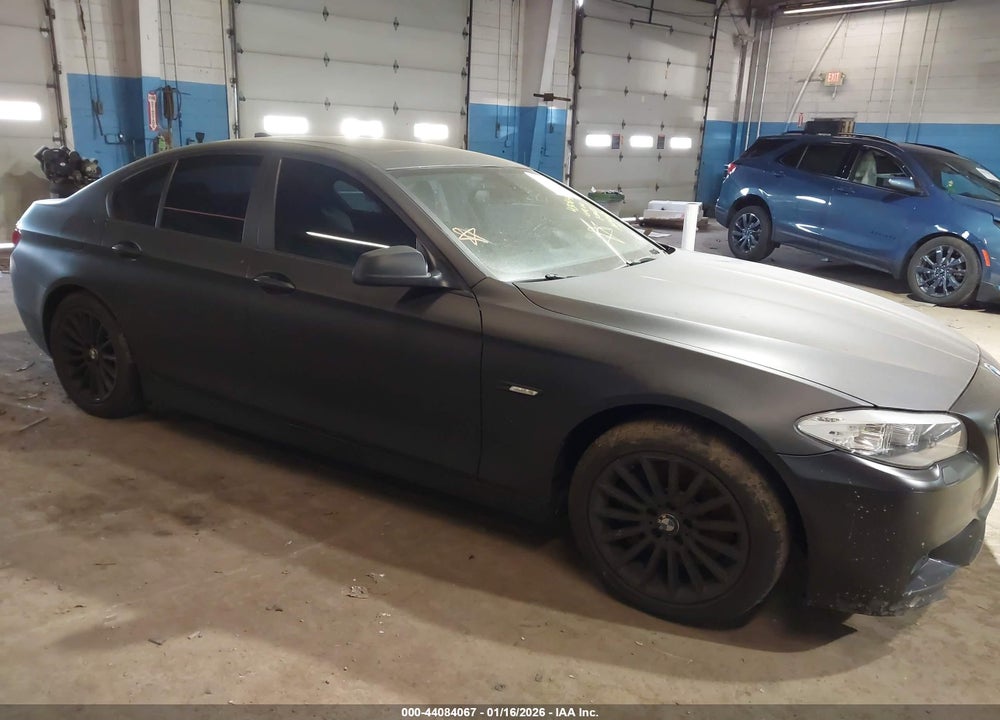 2011 BMW 5 SERIES VIN: WBAFR7C57BC806951