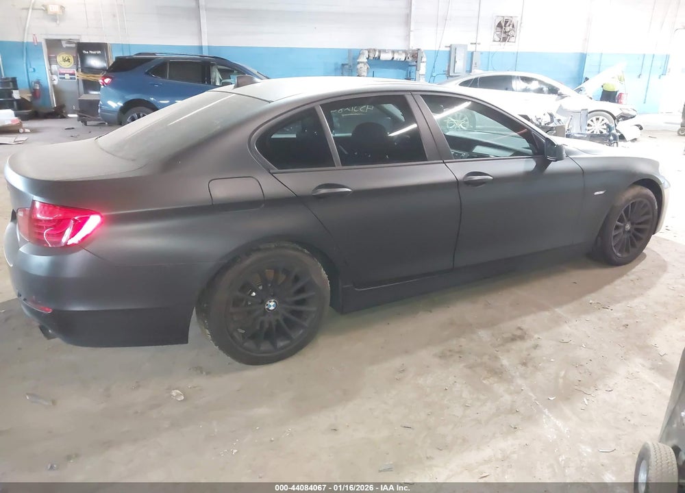 2011 BMW 5 SERIES VIN: WBAFR7C57BC806951