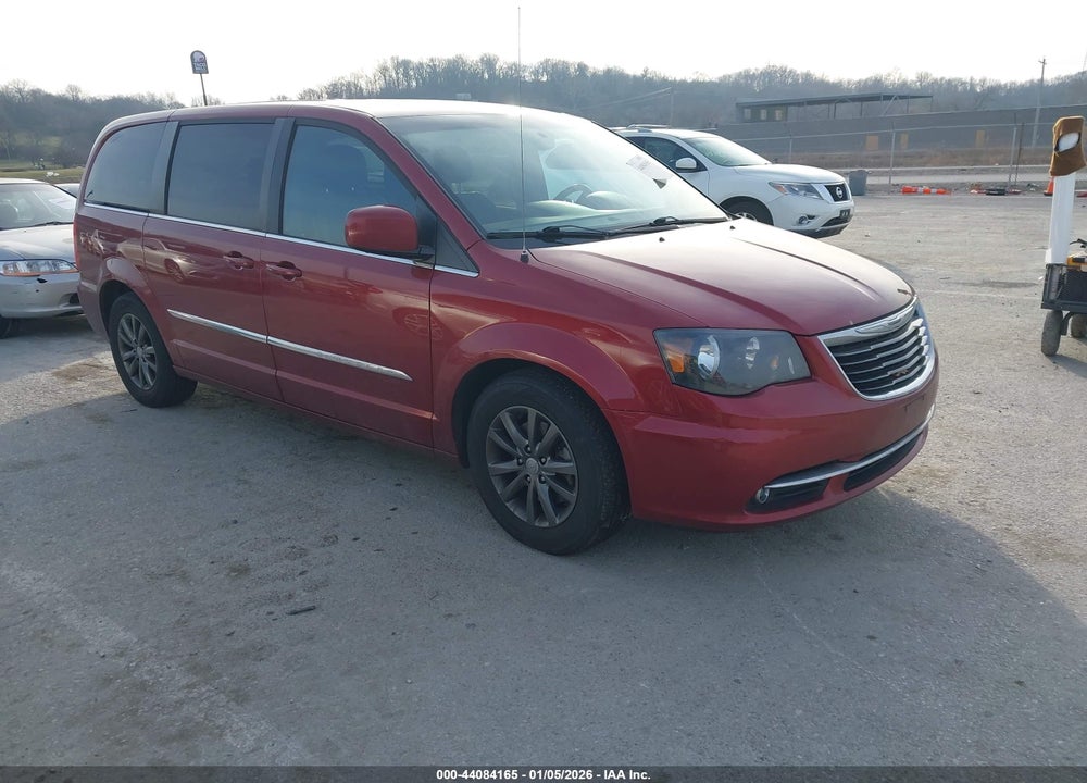 2015 CHRYSLER TOWN & COUNTRY S VIN: 2C4RC1HG1FR697702
