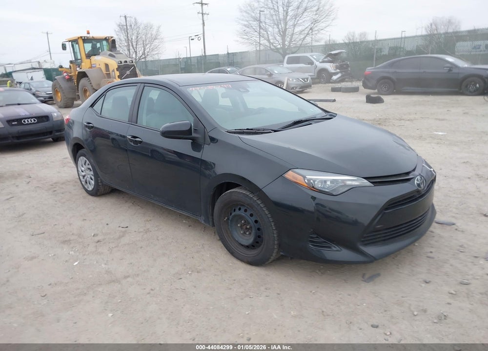 2018 TOYOTA COROLLA LE VIN: 2T1BURHE2JC116776