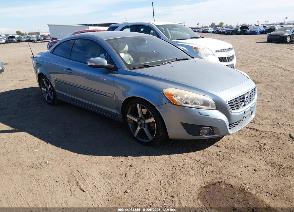 2011 VOLVO C70 T5 VIN: YV1672MC6BJ117210