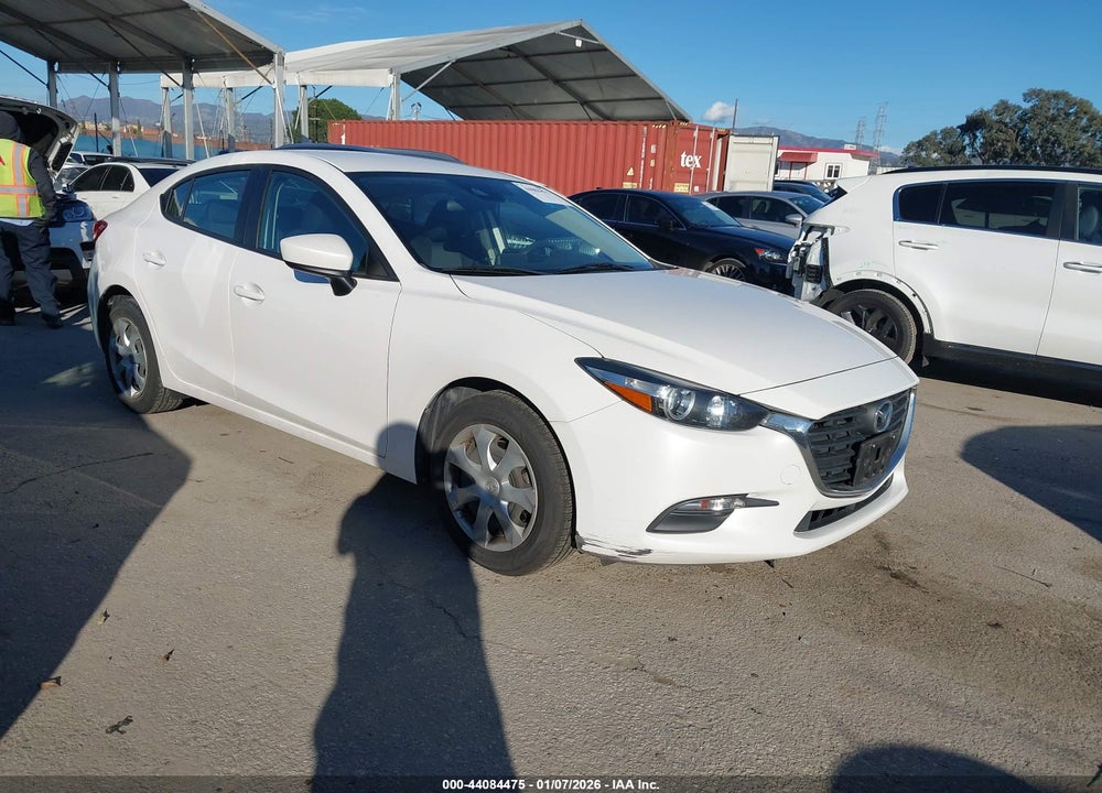 2018 MAZDA 3 SPORT VIN: 3MZBN1U75JM176948