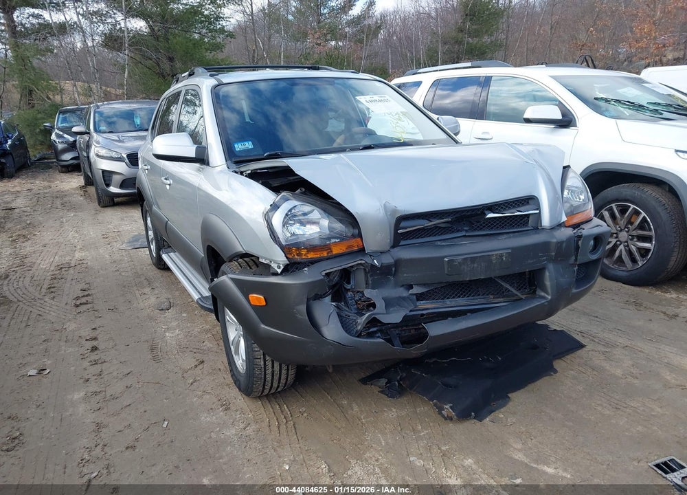 2009 HYUNDAI TUCSON SE VIN: KM8JN72D69U000407