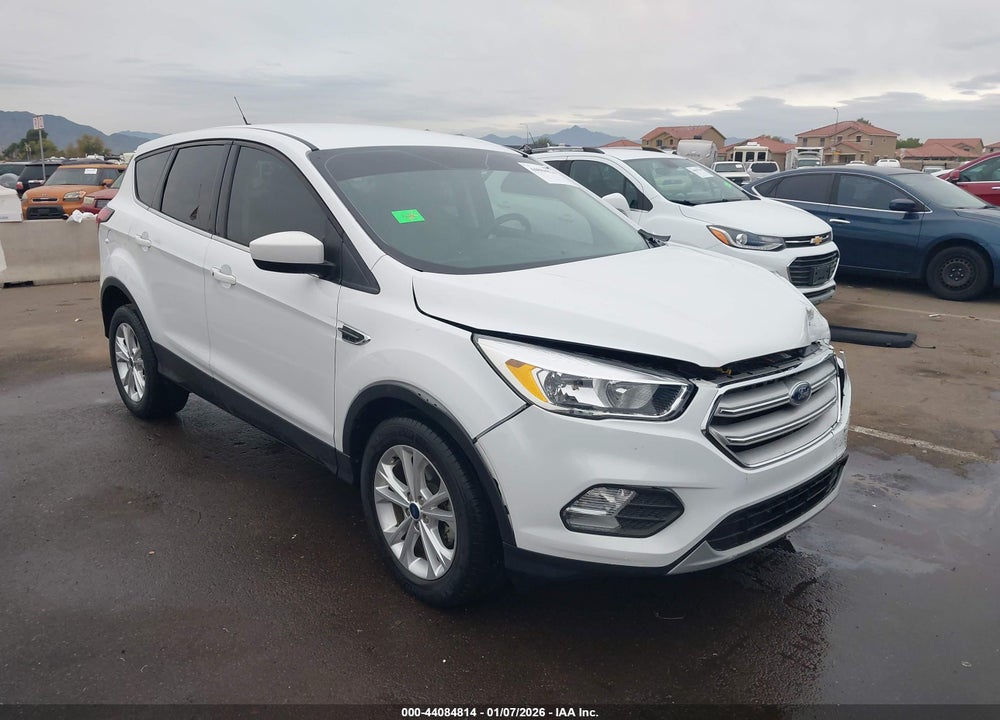 2019 FORD ESCAPE SE VIN: 1FMCU0GD8KUC55142
