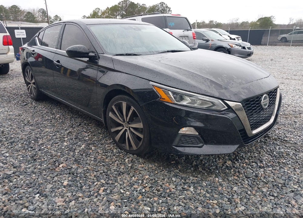 2021 NISSAN ALTIMA SR FWD VIN: 1N4BL4CV3MN335590