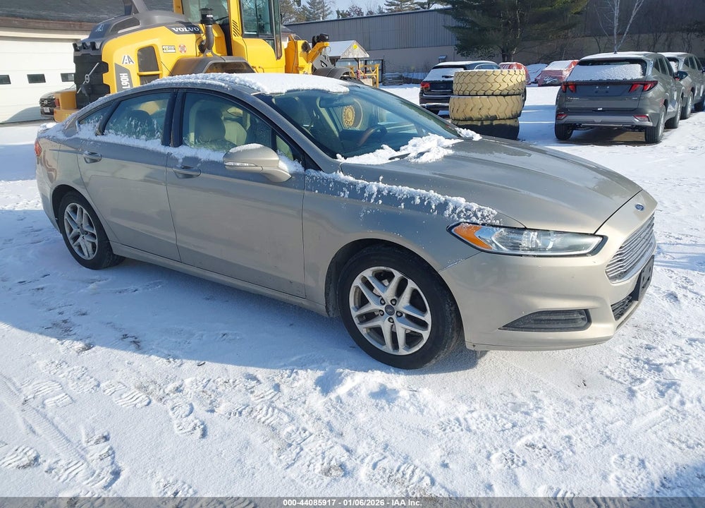 2015 FORD FUSION SE VIN: 3FA6P0H74FR272511