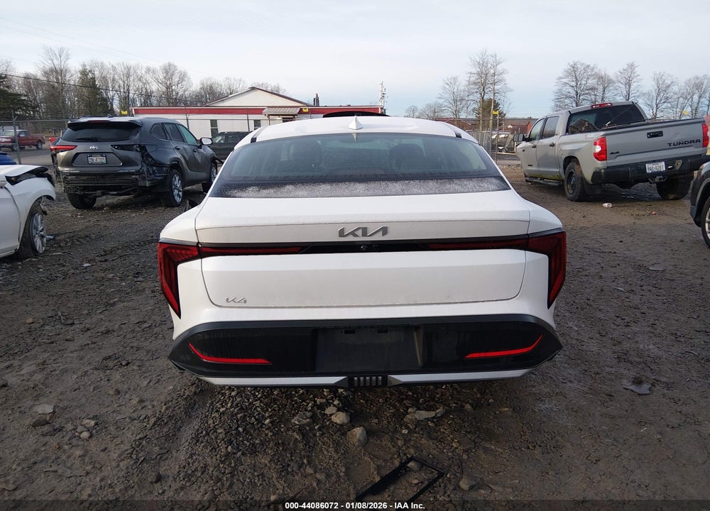 2025 KIA K4 LX VIN: 3KPFT4DE8SE014284