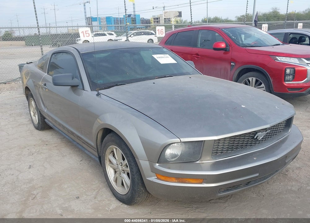 2008 FORD MUSTANG V6 DELUXE/V6 PREMIUM VIN: 1ZVHT80N185135245