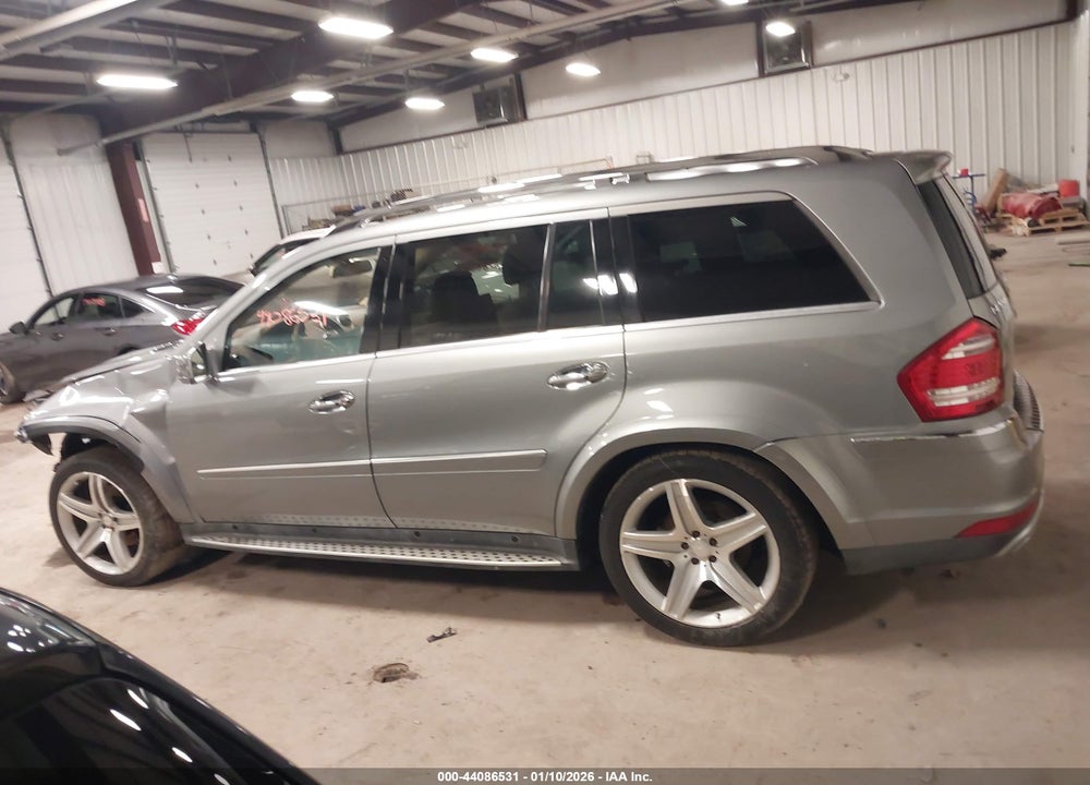 2011 MERCEDES-BENZ GL 550 4MATIC VIN: 4JGBF8GE9BA667682