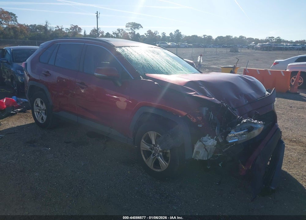 2019 TOYOTA RAV4 XLE VIN: JTMW1RFV9KJ016774