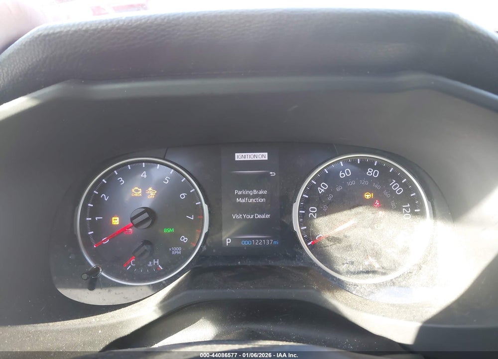 2019 TOYOTA RAV4 XLE VIN: JTMW1RFV9KJ016774