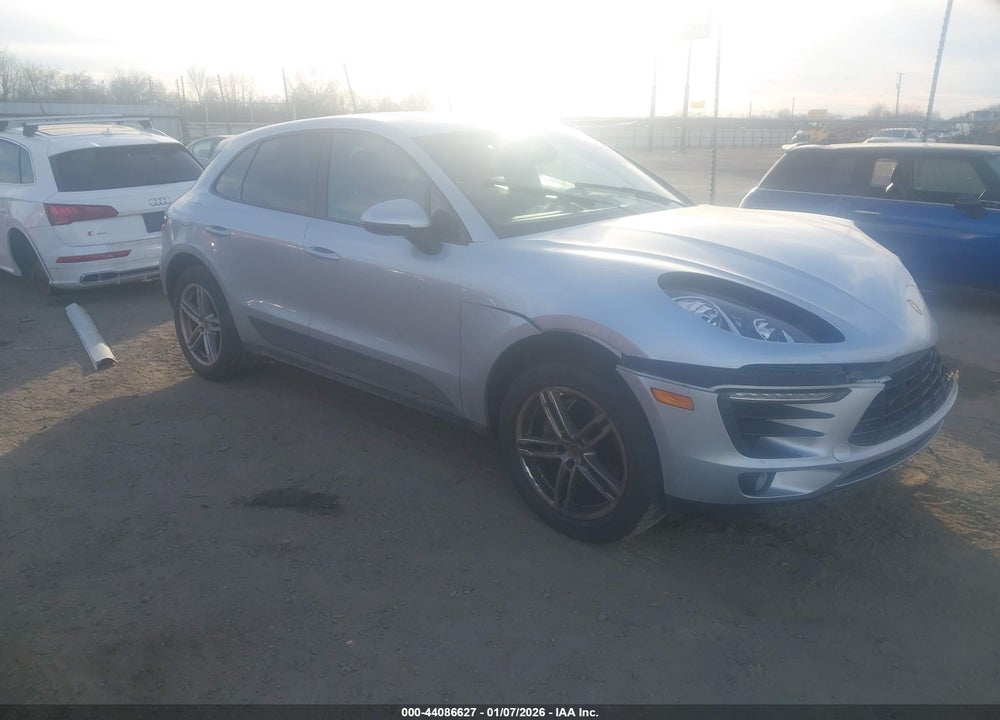 2015 PORSCHE MACAN S VIN: WP1AB2A51FLB72578