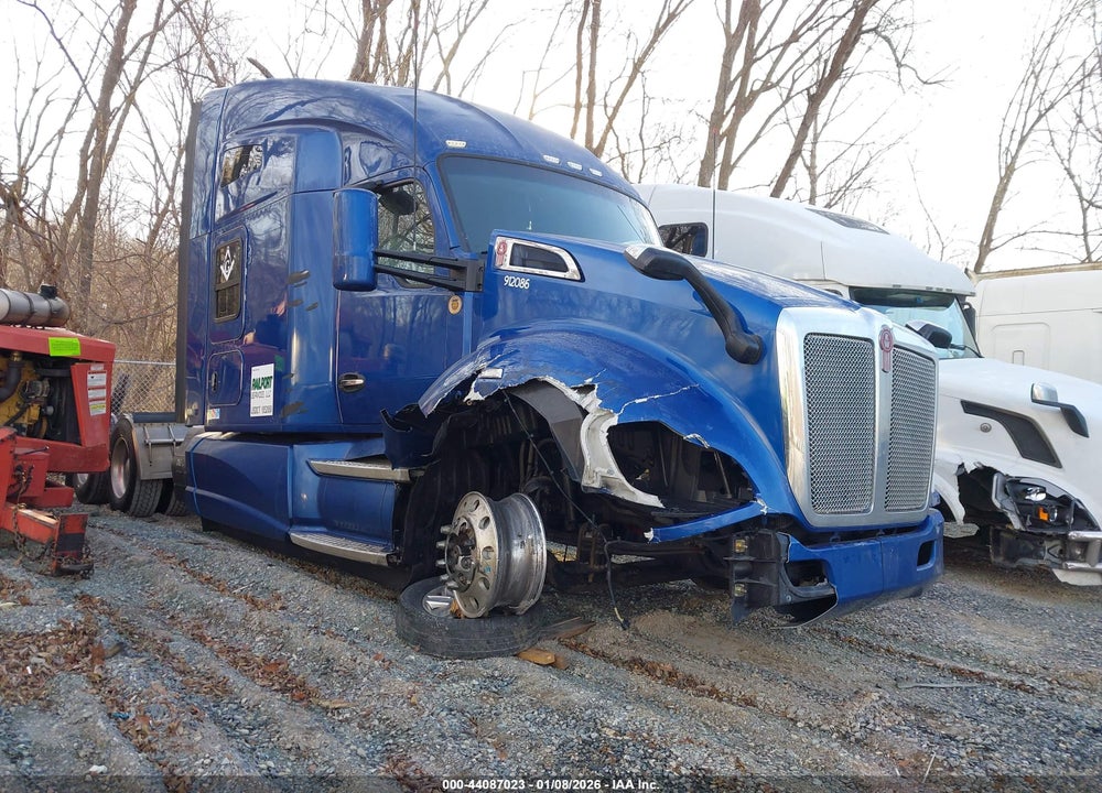 2015 KENWORTH CONSTRUCTION T680 VIN: 1XKYDP9X3FJ442715