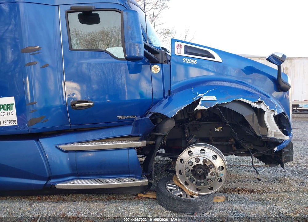 2015 KENWORTH CONSTRUCTION T680 VIN: 1XKYDP9X3FJ442715