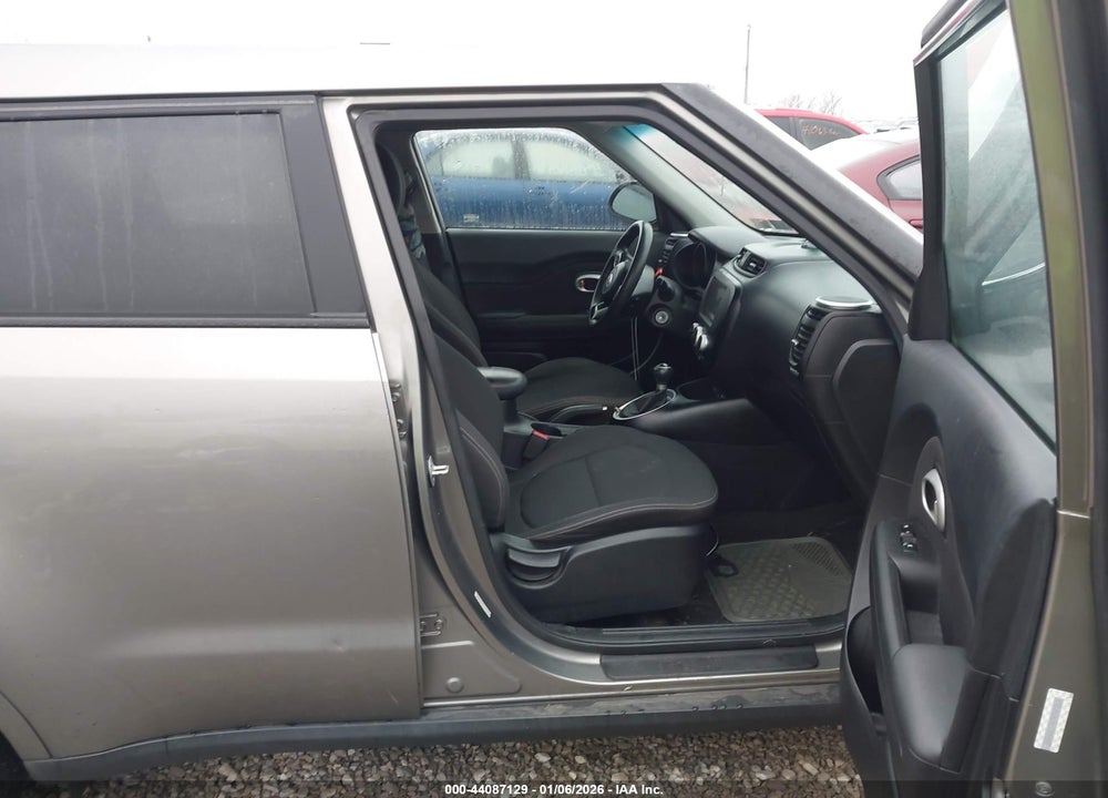 2014 KIA SOUL VIN: KNDJN2A20E7105587