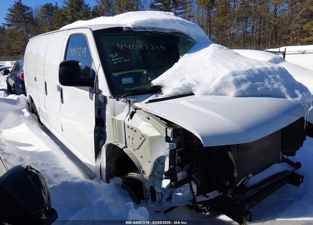 2022 GMC SAVANA CARGO RWD 2500 REGULAR WHEELBASE WORK VAN VIN: 1GTW7AF72N1240152