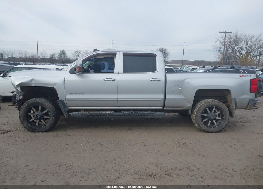 2015 CHEVROLET SILVERADO 2500HD LTZ VIN: 1GC1KWE87FF585469