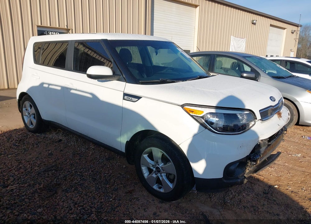2018 KIA SOUL VIN: KNDJN2A21J7521061
