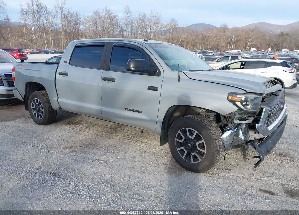 2019 TOYOTA TUNDRA SR5 5.7L V8 VIN: 5TFDY5F1XKX838022
