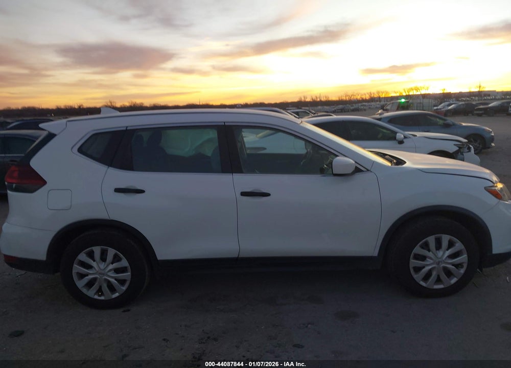 2020 NISSAN ROGUE S FWD VIN: JN8AT2MT1LW041903