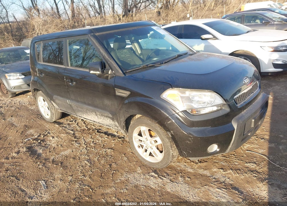 2011 KIA SOUL VIN: KNDJT2A20B7209921