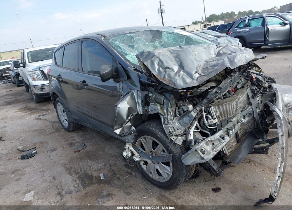 2016 FORD ESCAPE S VIN: 1FMCU0F70GUC88106