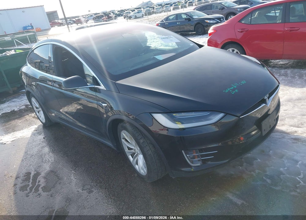 2017 TESLA MODEL X 100D/75D/90D VIN: 5YJXCDE26HF055587