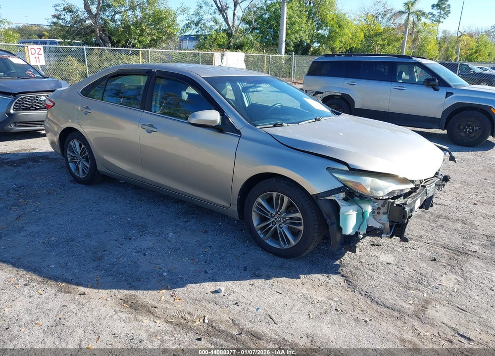 2016 TOYOTA CAMRY SE VIN: 4T1BF1FK4GU163948
