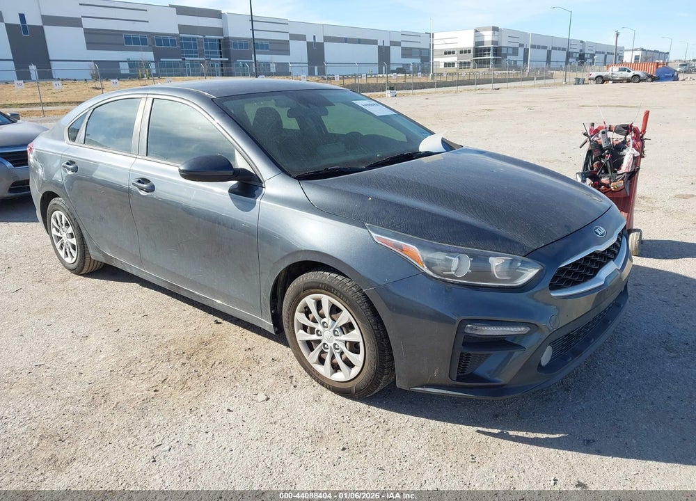 2019 KIA FORTE FE VIN: 3KPF24AD9KE137624