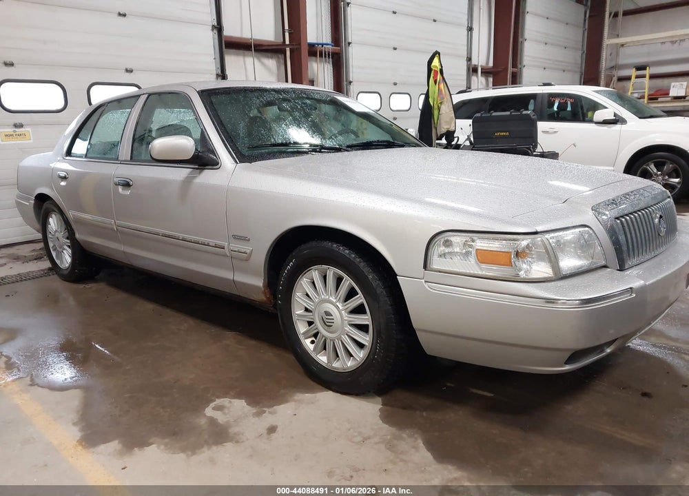2010 MERCURY GRAND MARQUIS LS (FLEET ONLY) VIN: 2MEBM7FV7AX614988