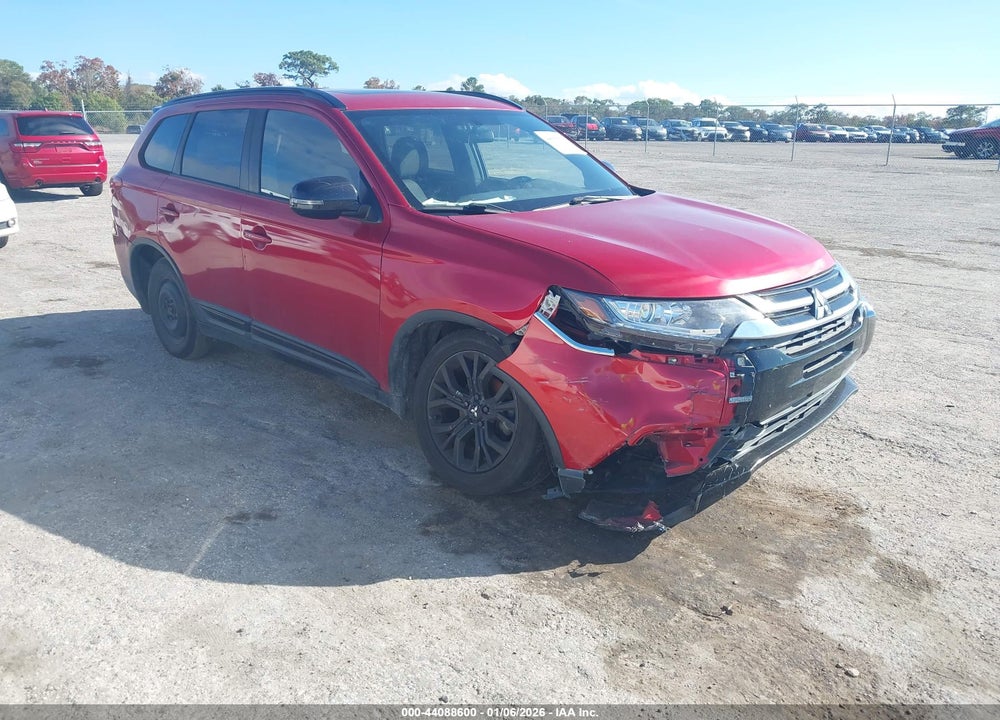 2018 MITSUBISHI OUTLANDER LE VIN: JA4AD3A36JZ019601