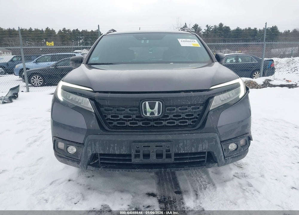 2019 HONDA PASSPORT ELITE VIN: 5FNYF8H04KB005095