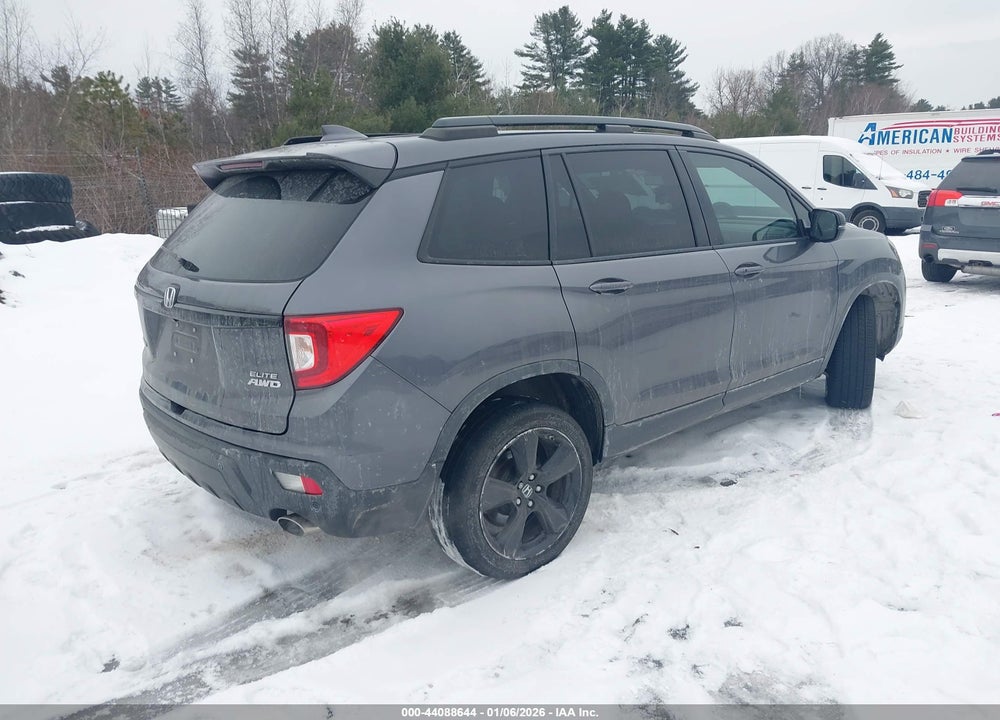 2019 HONDA PASSPORT ELITE VIN: 5FNYF8H04KB005095
