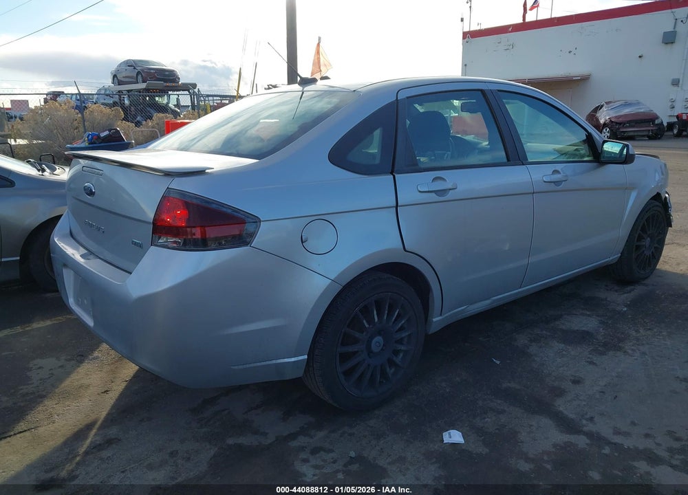 2010 FORD FOCUS SES VIN: 1FAHP3GN0AW145920