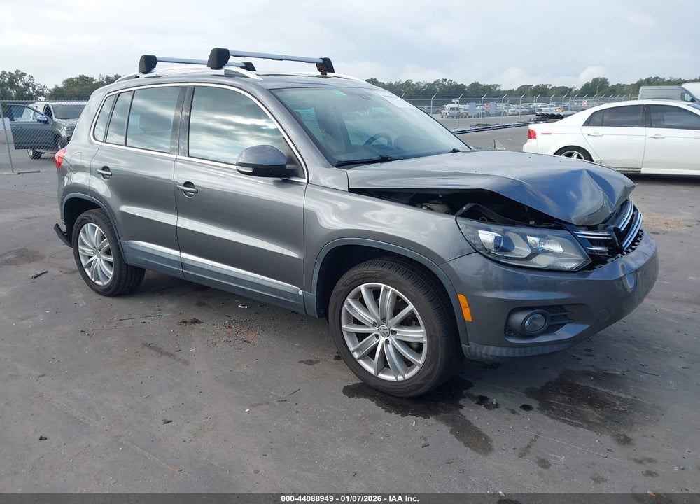 2016 VOLKSWAGEN TIGUAN SE VIN: WVGAV7AX4GW576350