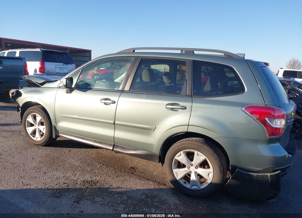 2016 SUBARU FORESTER 2.5I PREMIUM VIN: JF2SJADC8GH400739