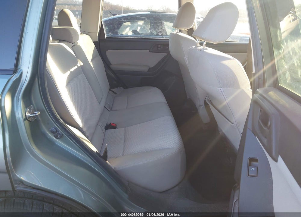 2016 SUBARU FORESTER 2.5I PREMIUM VIN: JF2SJADC8GH400739