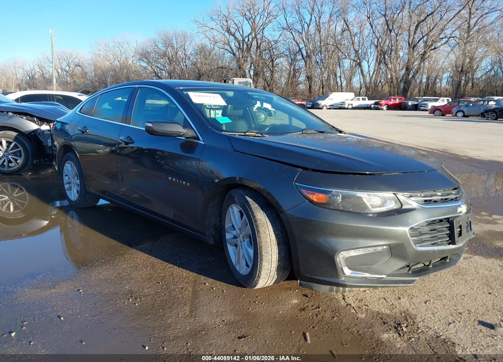 2018 CHEVROLET MALIBU LT VIN: 1G1ZD5ST2JF199611