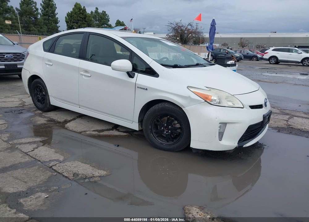 2015 TOYOTA PRIUS TWO VIN: JTDKN3DU2F0466501