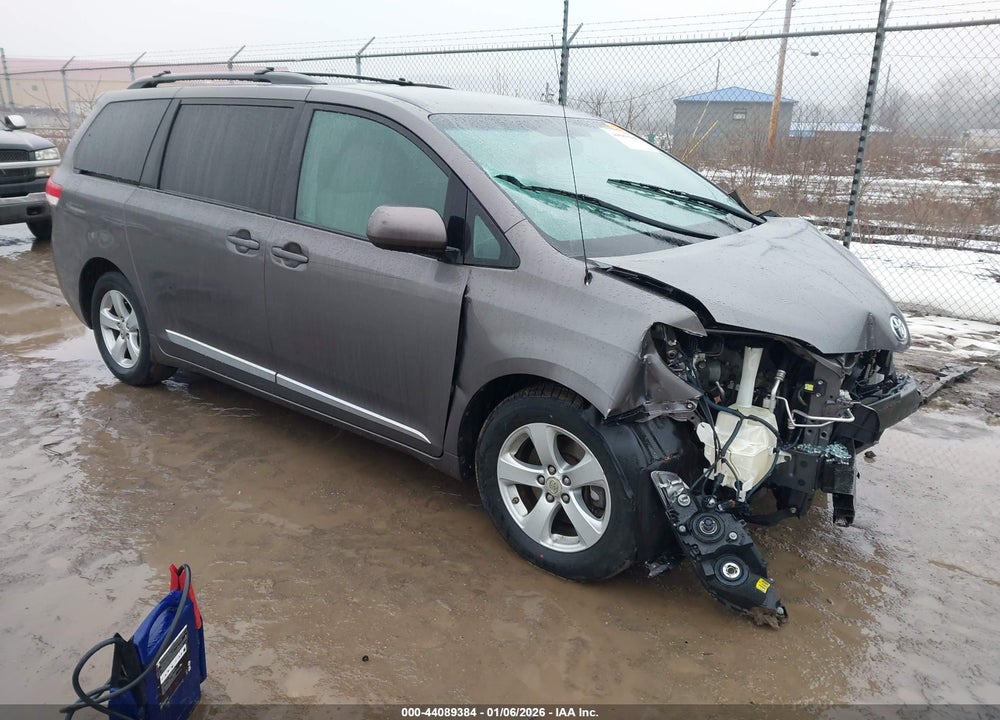 2012 TOYOTA SIENNA LE V6 8 PASSENGER VIN: 5TDKK3DC7CS254394