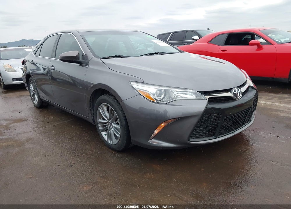 2015 TOYOTA CAMRY SE VIN: 4T1BF1FK1FU040722