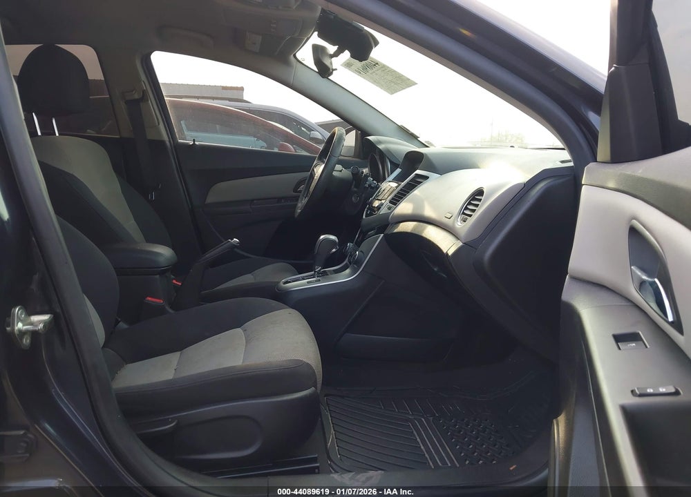 2015 CHEVROLET CRUZE LS AUTO VIN: 1G1PA5SH5F7170018