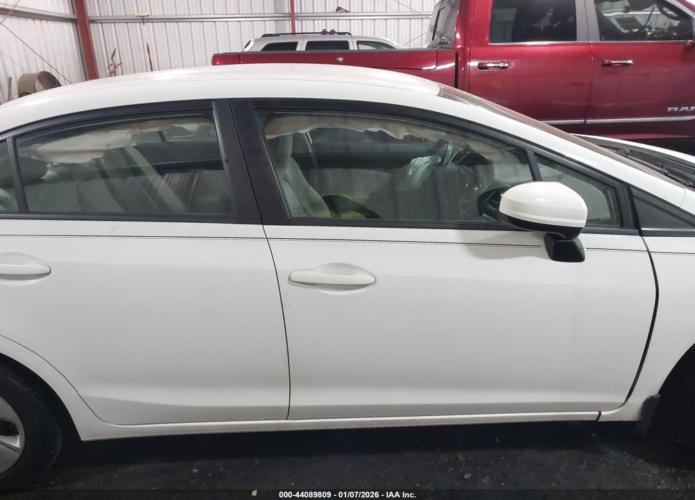 2015 HONDA CIVIC LX VIN: 2HGFB2F5XFH538617