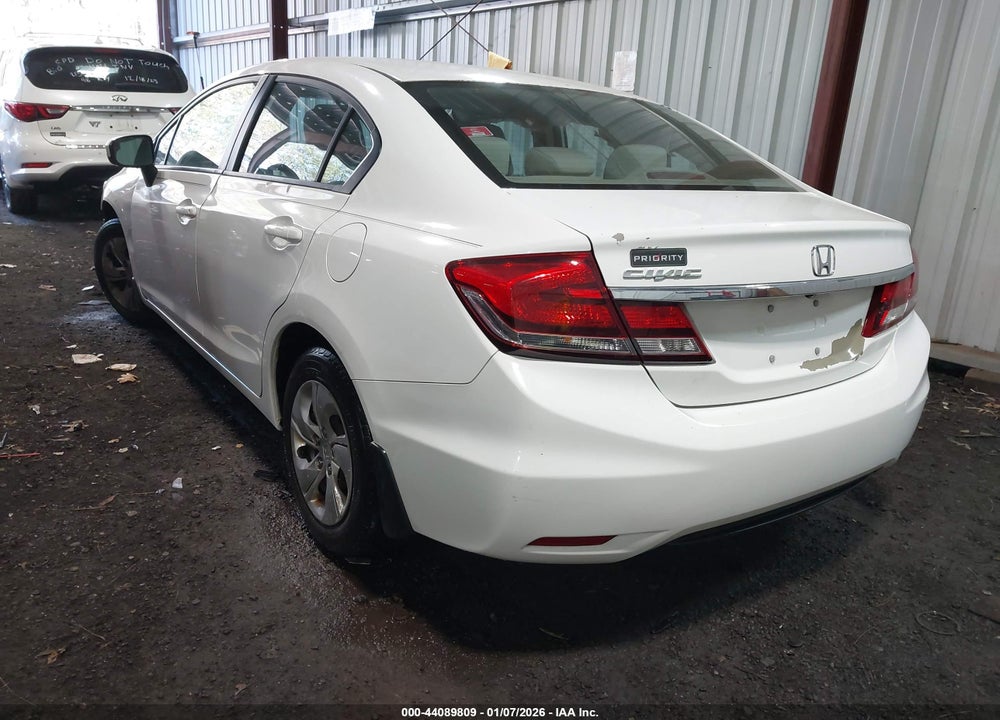 2015 HONDA CIVIC LX VIN: 2HGFB2F5XFH538617