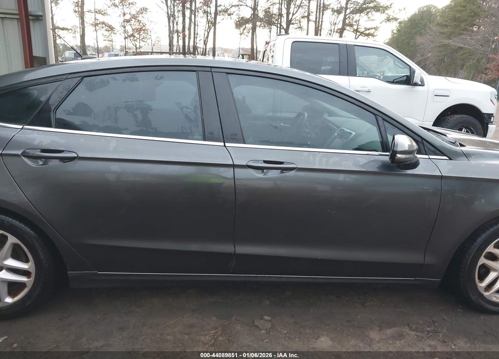 2015 FORD FUSION SE VIN: 1FA6P0H79F5114488