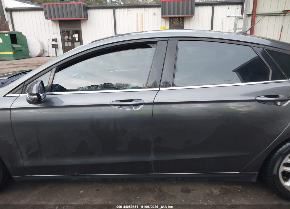 2015 FORD FUSION SE VIN: 1FA6P0H79F5114488